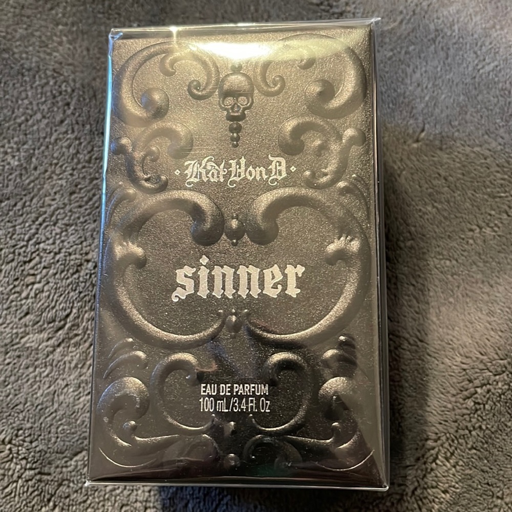 RARE Kat Von D Sinner 3.4oz Women's Eau de Parfum - Picture 2 of 6